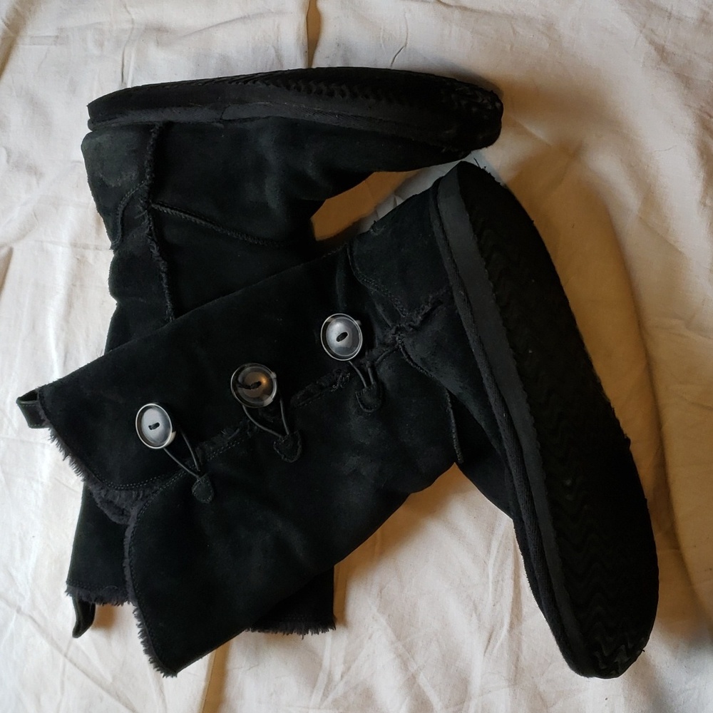 American Eagle Outfitters, Ugg style black suede boots, size 7